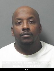 Sheriff's deputy, investigating noise complaint, arrests man with weapon Suspect Mark Scott